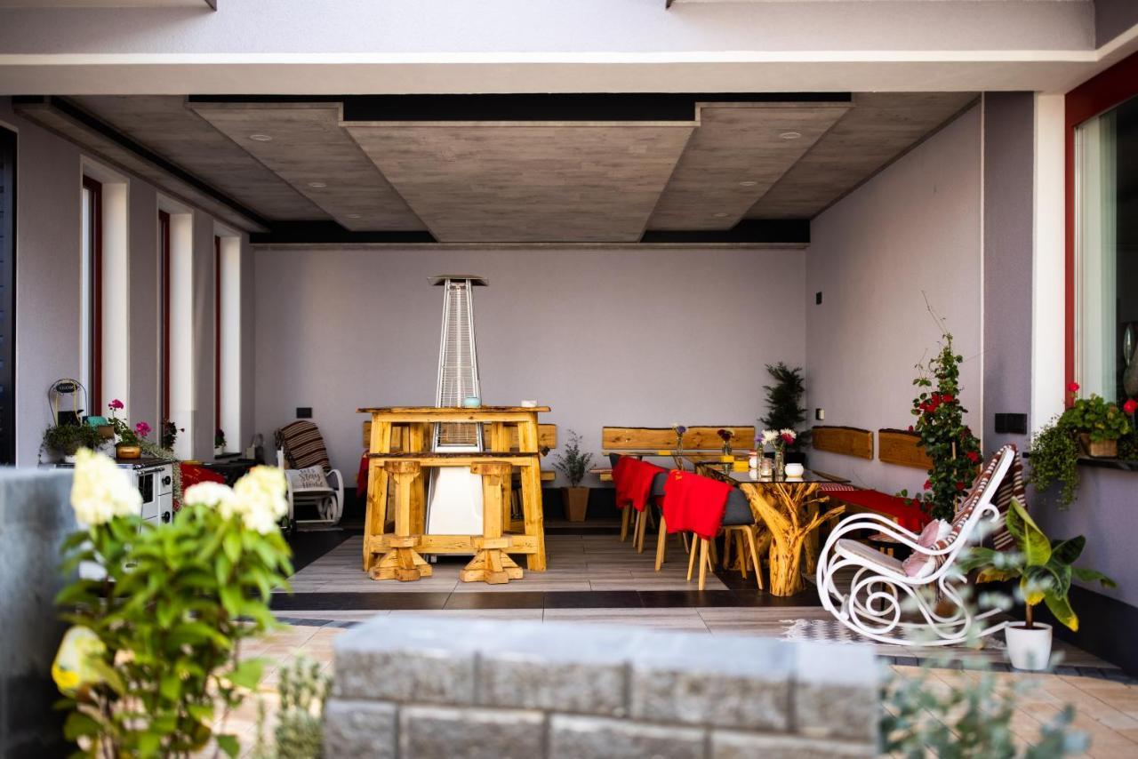 Pension Zur Krone Martinfeld ภายนอก รูปภาพ