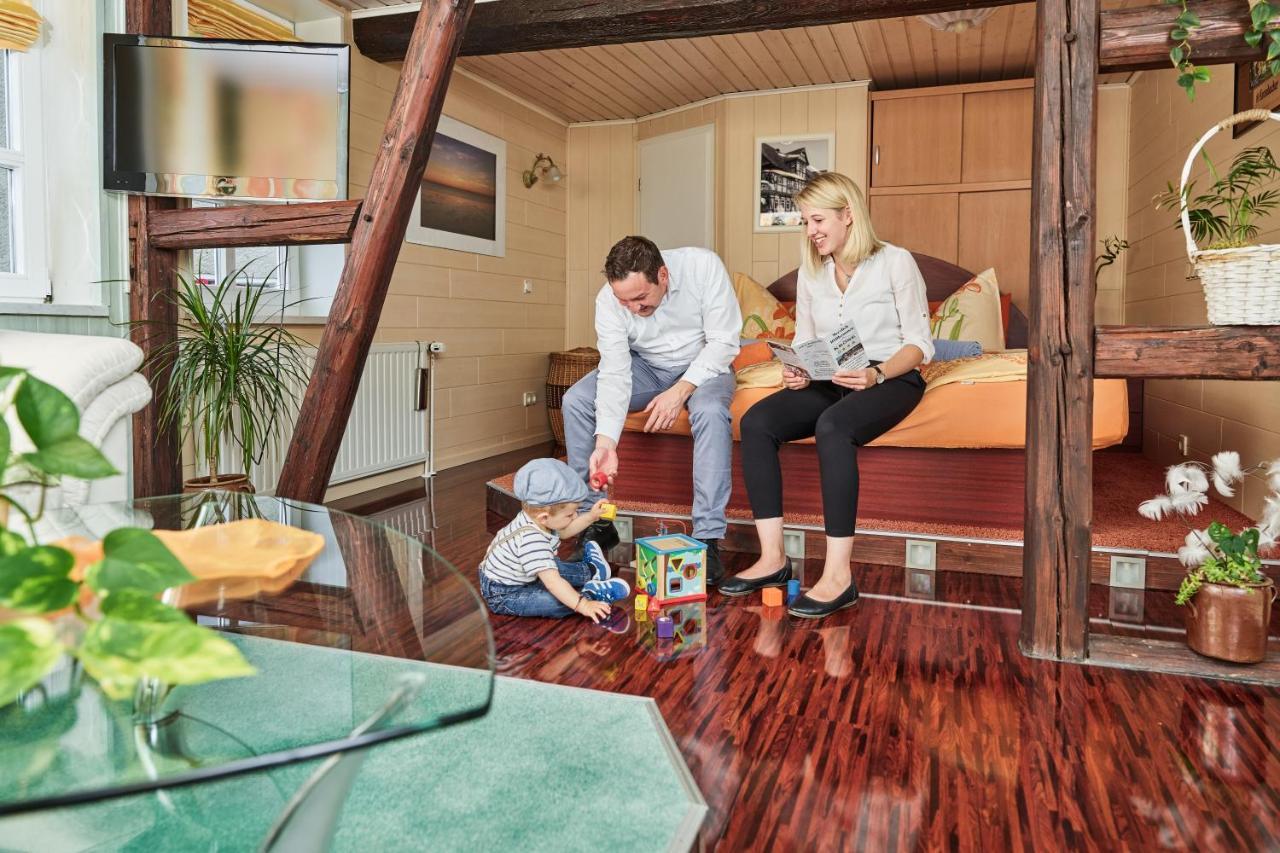 Pension Zur Krone Martinfeld ภายนอก รูปภาพ